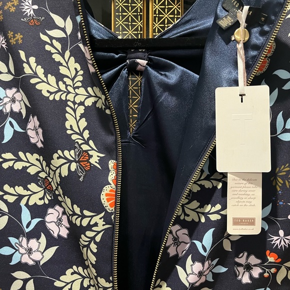Ted Baker London Size 4 (size 10) NWTS - Picture 7 of 9